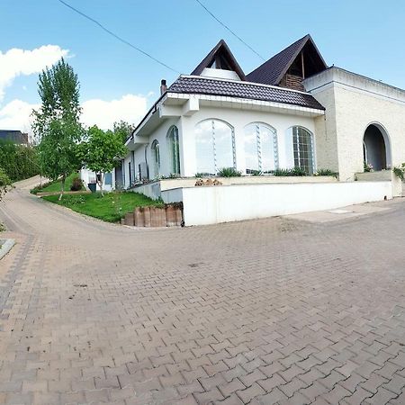 Valea Lupului  Complex Eos酒店 外观 照片